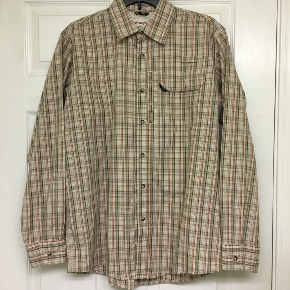 Wrangler Authentics Plaid Button Down Shirt -SZ M